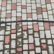 Уплотнитель капота